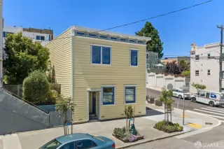 Photo #3: 426127060 Listing