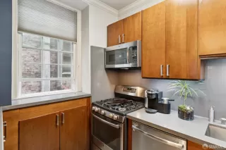Photo #6: 426127190 Listing 