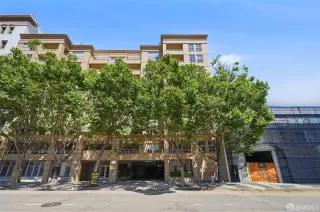Photo #1: 426127543 Listing