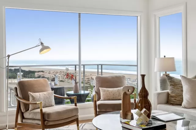 MLS: 426127640 Condo For Sale