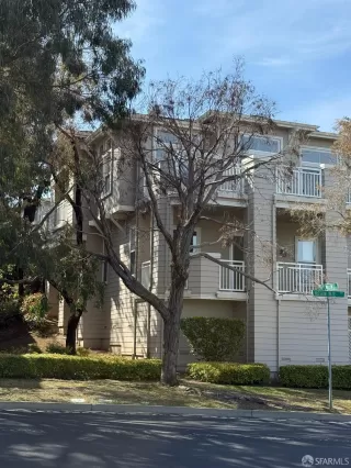Photo #2: 426127714 Listing 