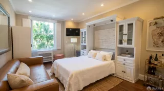 Photo #5: 426127908 Listing