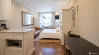Photo #6: 426127908 Listing