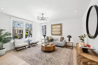 Photo #2: 426127935 Listing