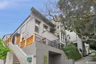 Photo #2: 426127961 Listing
