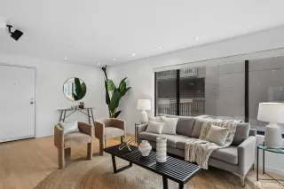 Photo #4: 426128071 Listing 