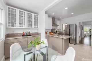 Photo #6: 426128287 Listing 