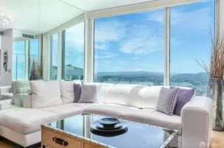 Photo #2: 426128443 Listing