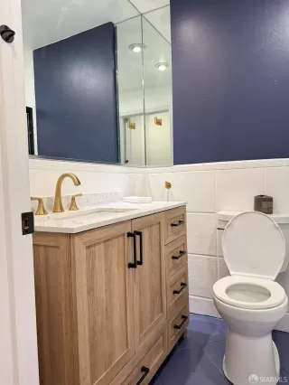 Photo #6: 426128619 Listing 