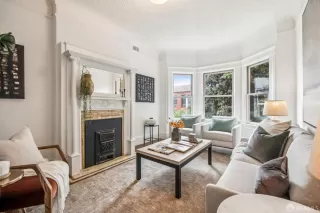 Photo #3: 426128808 Listing 