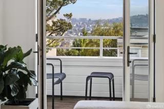 Photo #5: 426129713 Listing 