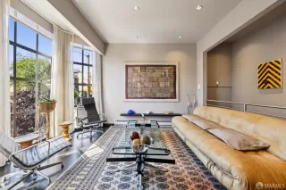 Photo #2: 426130066 Listing 