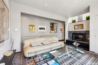 Photo #4: 426130066 Listing 