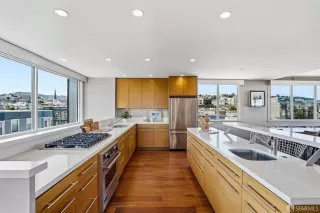 Photo #4: 426130940 Listing 