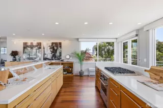 Photo #5: 426130940 Listing 