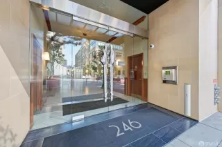 Photo #2: 426131283 Listing 