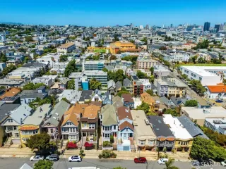 Photo #5: 426131390 Listing