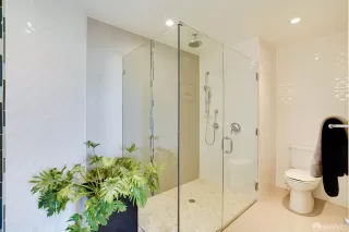 Photo #6: 426131803 Listing