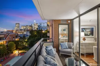 Photo #5: 426133223 Listing