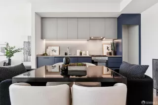 Photo #6: 426133231 Listing