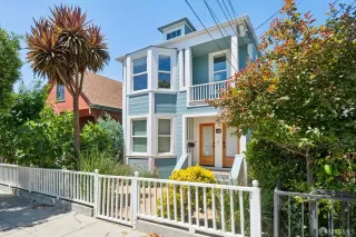 Photo #1: 426133604 Listing