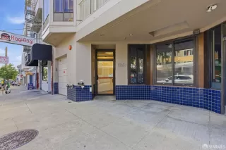 Photo #2: 426134042 Listing 