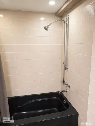 Photo #6: 426134351 Listing