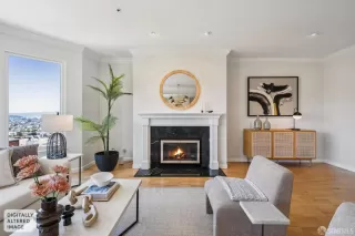 Photo #6: 426134557 Listing