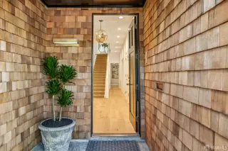 Photo #2: 426135570 Listing