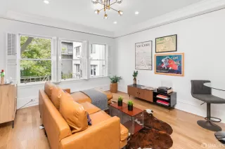 Photo #3: 426135855 Listing 