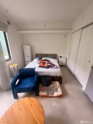 Photo #6: 426136794 Listing