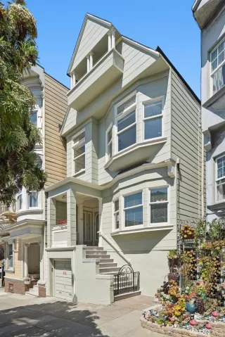 Photo #2: 426136826 Listing 