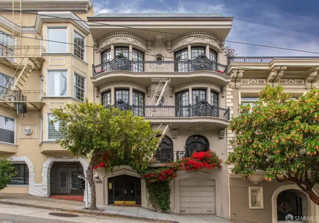 MLS: 426136904 Condo For Sale