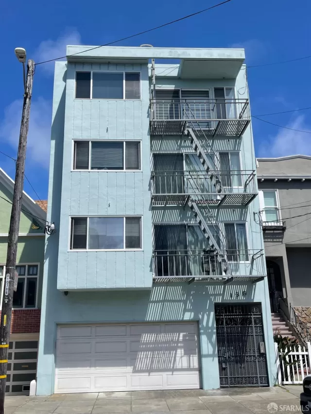 MLS: 426137397 Condo For Sale