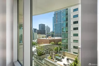 Photo #4: 426137405 Listing
