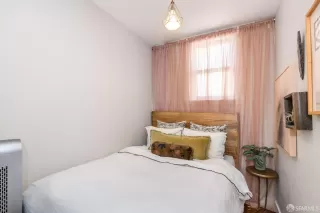 Photo #5: 426137516 Listing