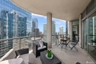 Photo #4: 426137882 Listing