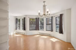 Photo #2: 426138578 Listing 
