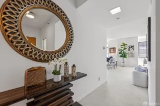Photo #2: 426138868 Listing 