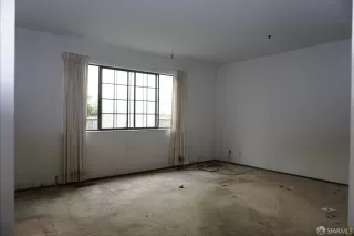 Photo #6: 426139593 Listing