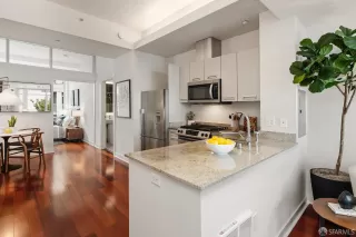 Photo #5: 426139816 Listing 