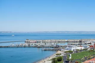 Photo #4: 426140316 Listing