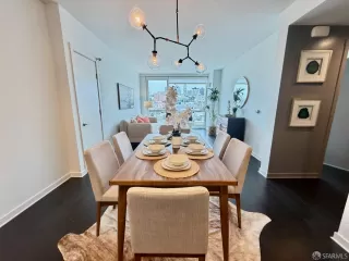 Photo #5: 426140607 Listing