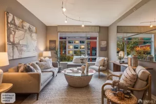 Photo #4: 426140932 Listing