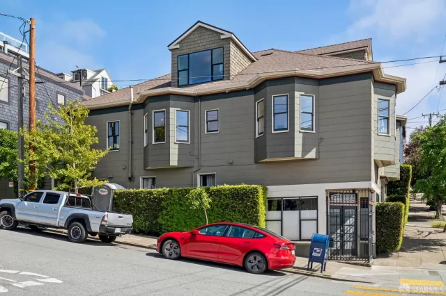MLS: 426141024 Condo For Sale