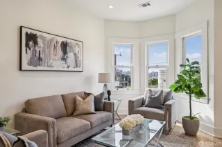 Photo #5: 426141024 Listing 