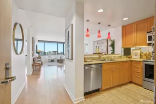 Photo #4: 426141278 Listing 