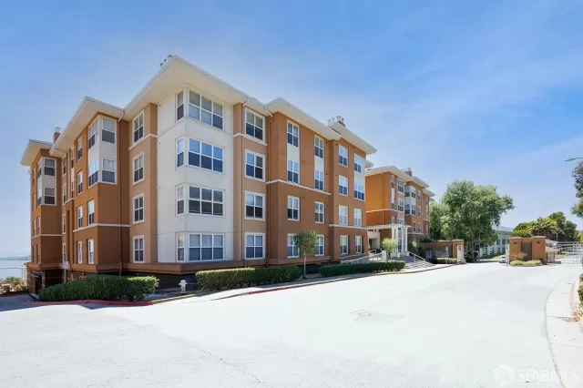 MLS: 426141604 Condo For Sale