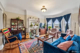 Photo #5: 426142249 Listing 