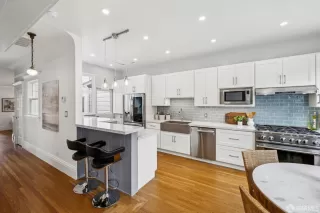 Photo #3: 426142309 Listing 